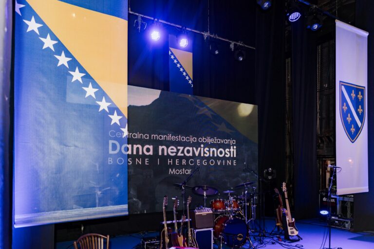 Read more about the article U Mostaru svečano obilježen Dan nezavisnosti Bosne i Hercegovine